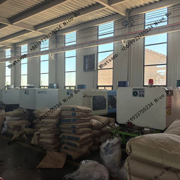 Quality inspection laboratory testing tensile strength and flexibility of drag chains