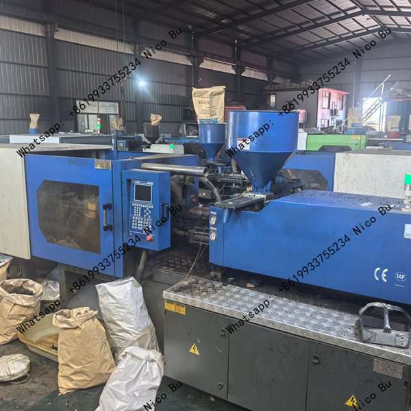 Automated injection molding workshop for nylon cable carriers