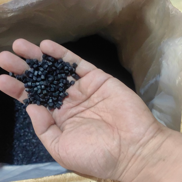 Industrial grade PA66 plastic resin particles for high-strength drag chains