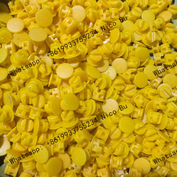 25x55-enclosed-plastic-flexible-cable-drag-chain-snap-on-cover-detail