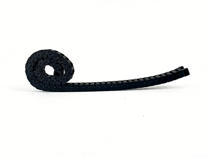 Anti-Noise Drag Chain 18 – Silent Cable Carrier for Laboratories